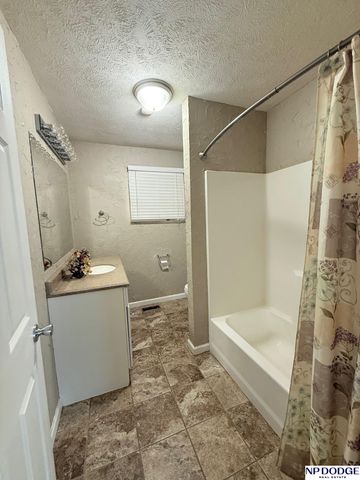 1640 N Park Avenue, Fremont, NE 68025