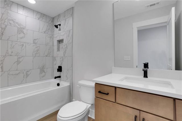 7053 Manchester Drive, Flowery Branch, GA 30542