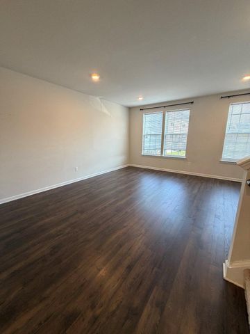 28 FOUNDRY BLVD, Mount Holly, NJ 08060