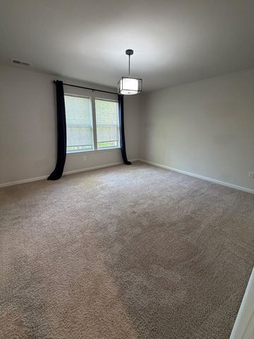 28 FOUNDRY BLVD, Mount Holly, NJ 08060
