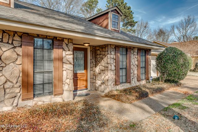 1422 Mossline Drive, Jackson, MS 39211