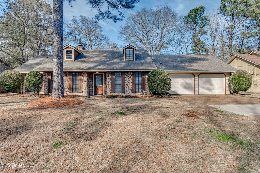 1422 Mossline Drive, Jackson, MS 39211