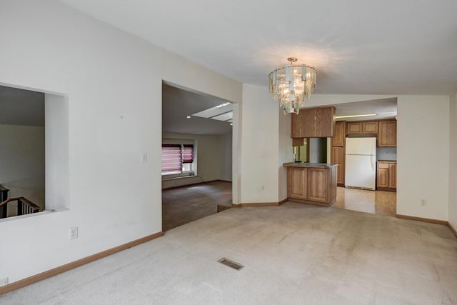 19107 Fir Road, Joplin, MO 64801