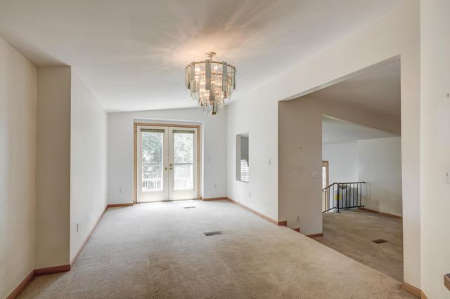 19107 Fir Road, Joplin, MO 64801