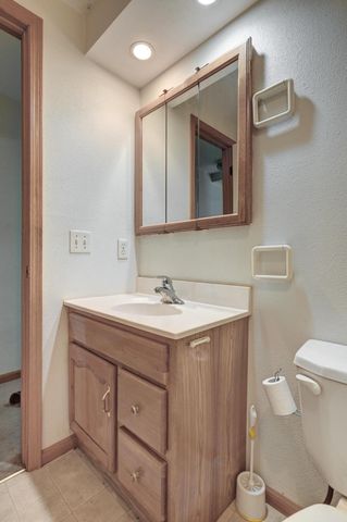 19107 Fir Road, Joplin, MO 64801