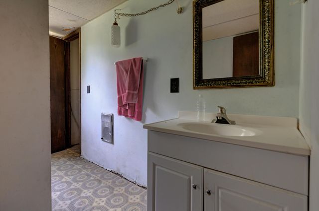 19107 Fir Road, Joplin, MO 64801