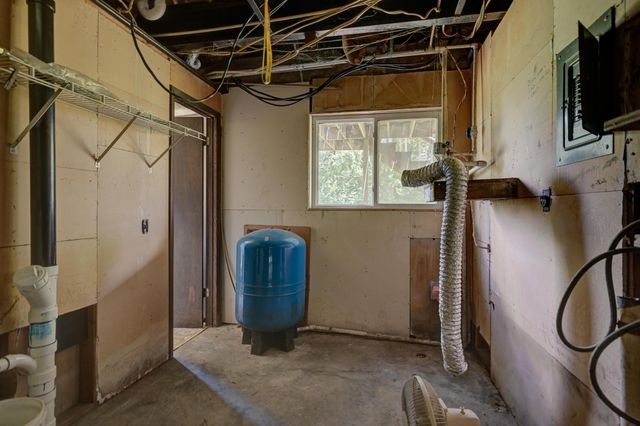 19107 Fir Road, Joplin, MO 64801