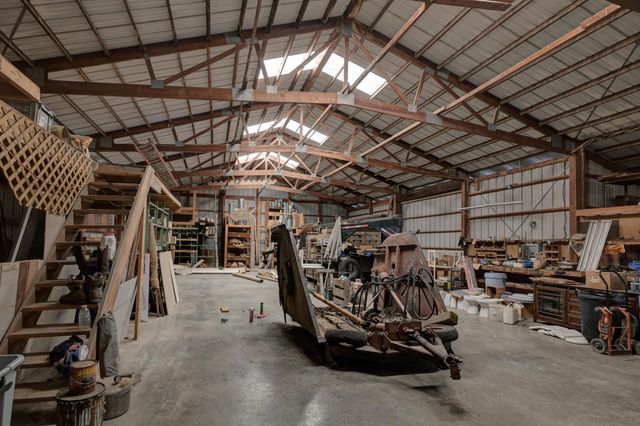 19107 Fir Road, Joplin, MO 64801