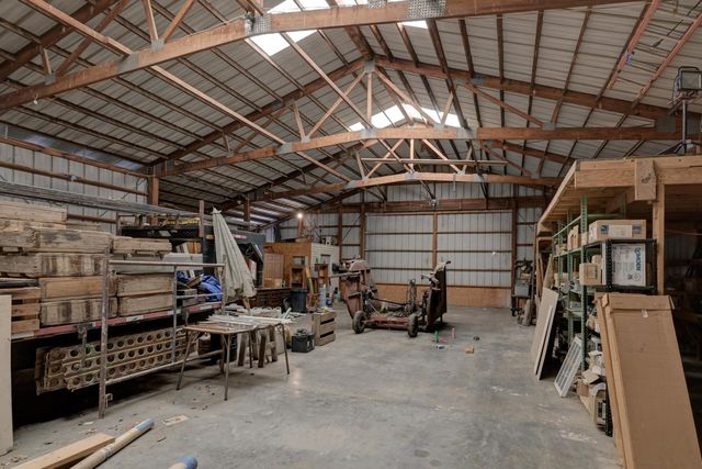 19107 Fir Road, Joplin, MO 64801