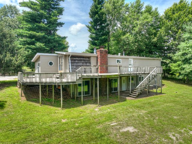 19107 Fir Road, Joplin, MO 64801