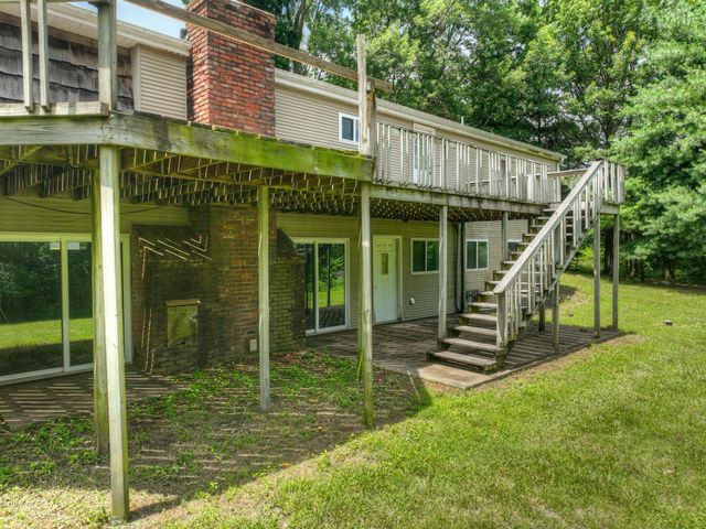 19107 Fir Road, Joplin, MO 64801