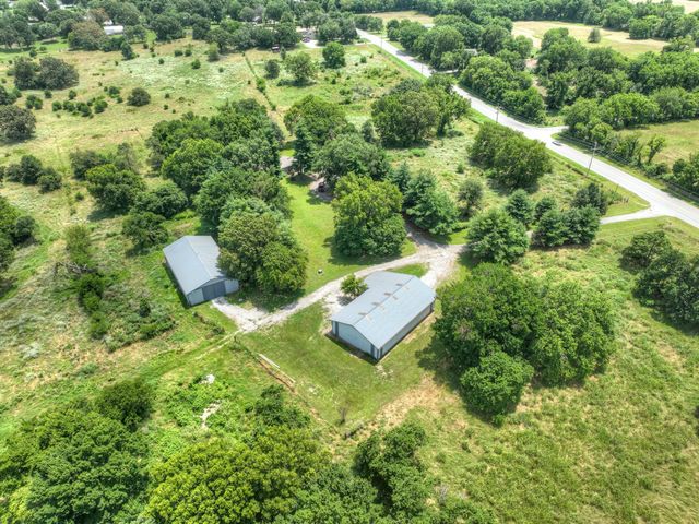 19107 Fir Road, Joplin, MO 64801