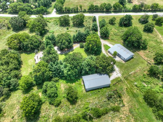 19107 Fir Road, Joplin, MO 64801