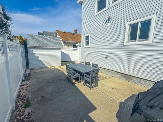 97 Cedarhurst Avenue, Point Lookout, NY 11569