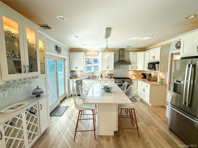 97 Cedarhurst Avenue, Point Lookout, NY 11569