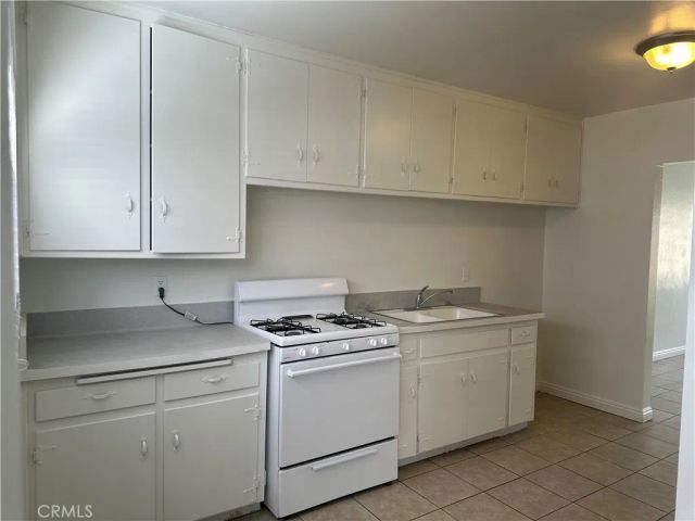 5147 Canoga Street, Montclair, CA 91763