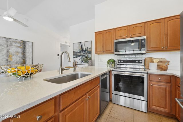 8909 E COPPER VALLEY Lane, Sun Lakes, AZ 85248