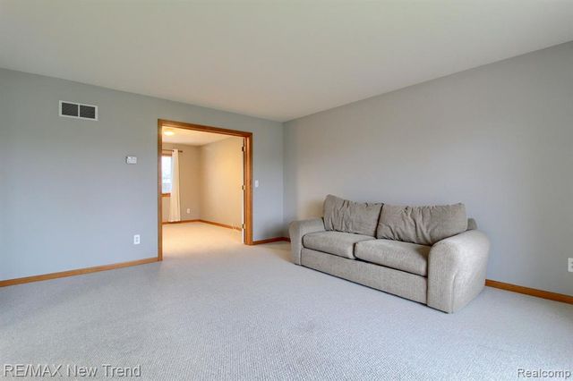 508 Heartwood Lane, Saline, MI 48176
