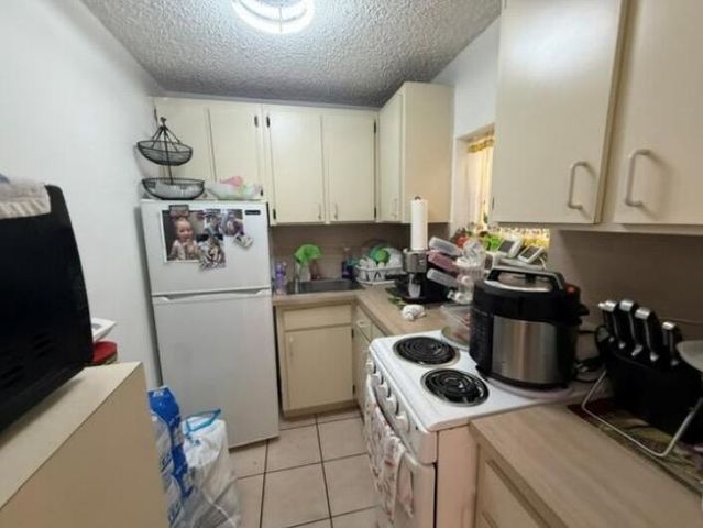 59 FLAGAMI Boulevard, Miami, FL 33144
