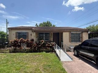 59 FLAGAMI Boulevard, Miami, FL 33144