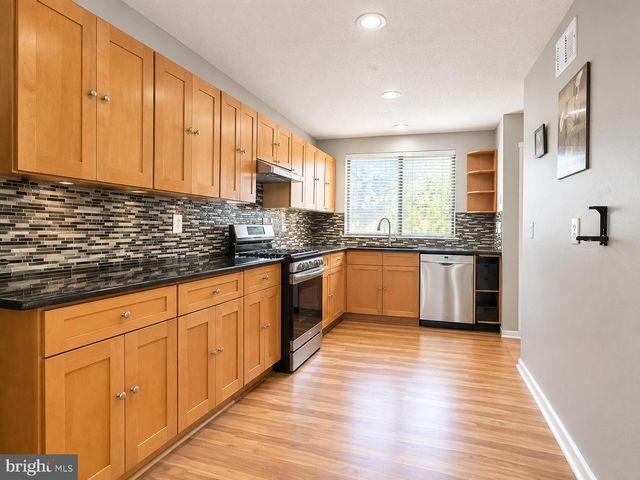 251 SAYRE DR, Princeton, NJ 08540