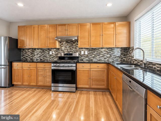 251 SAYRE DR, Princeton, NJ 08540