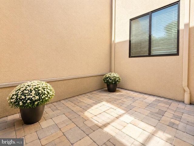 251 SAYRE DR, Princeton, NJ 08540