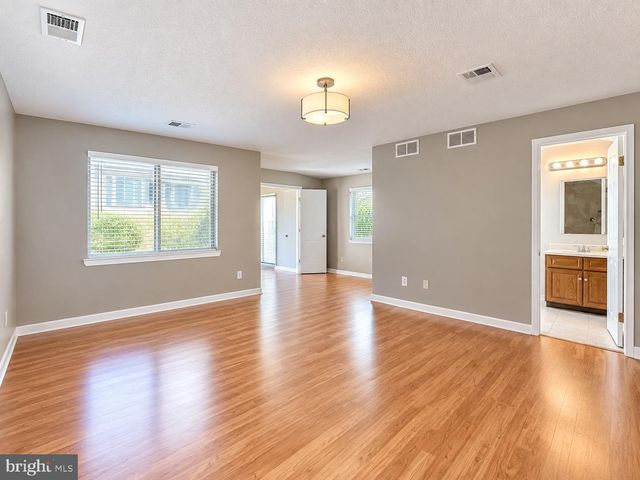 251 SAYRE DR, Princeton, NJ 08540