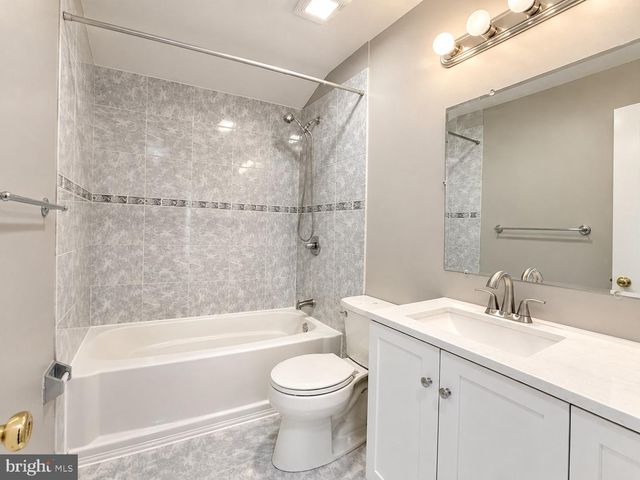 251 SAYRE DR, Princeton, NJ 08540