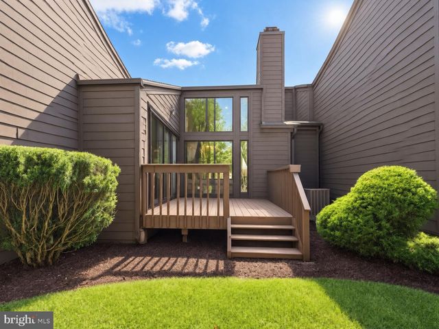 251 SAYRE DR, Princeton, NJ 08540