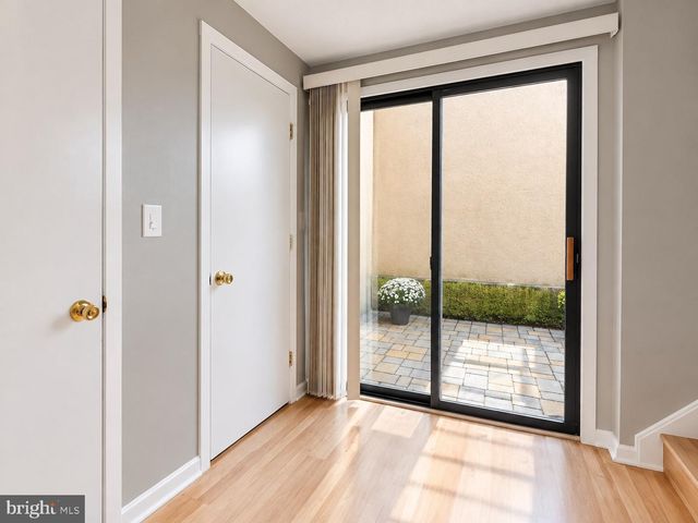 251 SAYRE DR, Princeton, NJ 08540