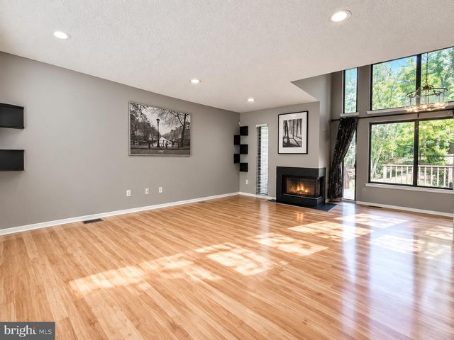 251 SAYRE DR, Princeton, NJ 08540