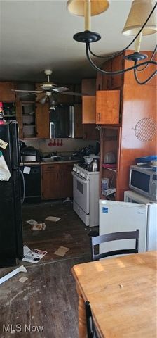 827 Southern Boulevard NW, Warren, OH 44485