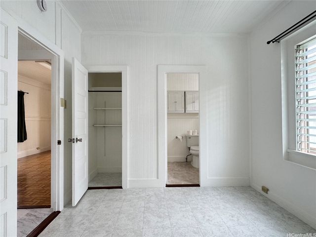 943 9th Avenue C, Honolulu, HI 96816