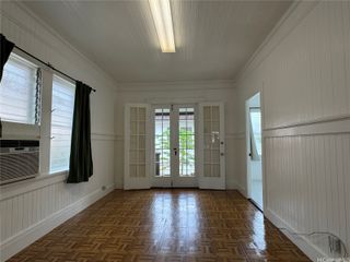 943 9th Avenue C, Honolulu, HI 96816