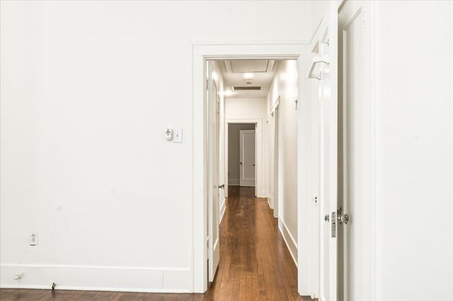 826 Cedar Hill Avenue, Dallas, TX 75208