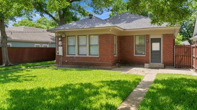 826 Cedar Hill Avenue, Dallas, TX 75208