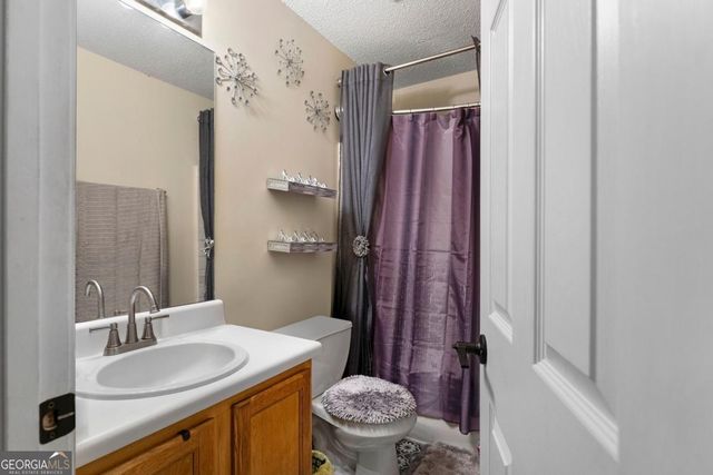 40 Princeton Glen Court, Adairsville, GA 30103
