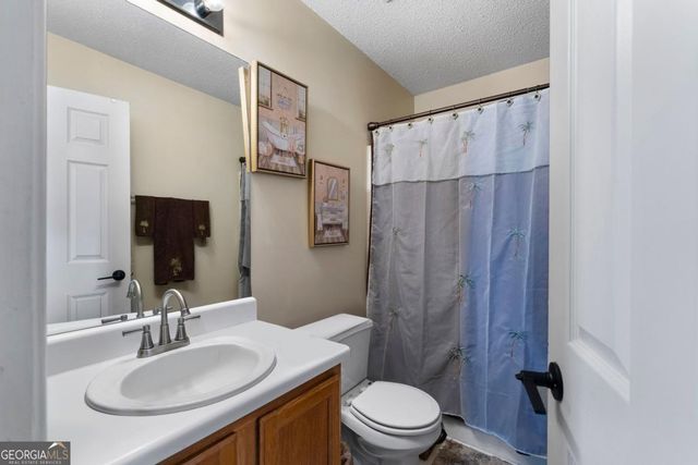 40 Princeton Glen Court, Adairsville, GA 30103