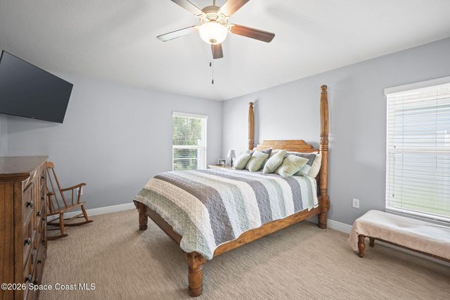 308 Briarcliff Circle, Sebastian, FL 32958