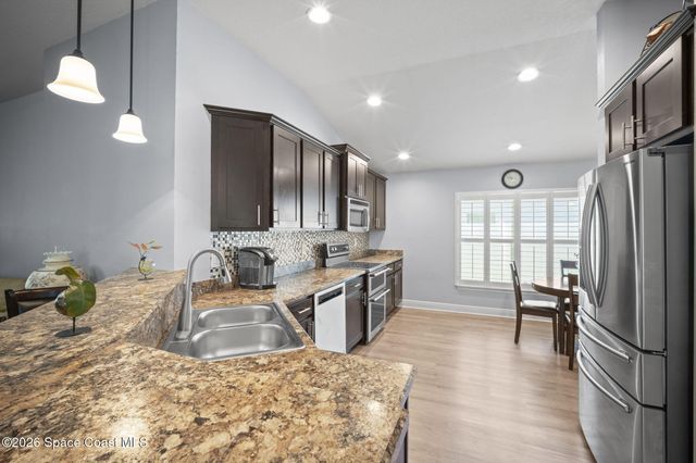 308 Briarcliff Circle, Sebastian, FL 32958