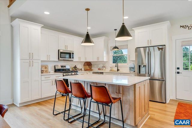 510 CAMELLIA LN, Moneta, VA 24121