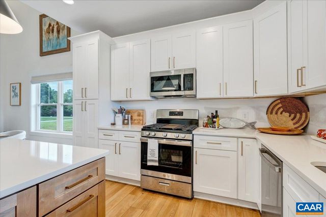 510 CAMELLIA LN, Moneta, VA 24121