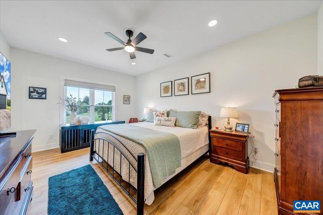 510 CAMELLIA LN, Moneta, VA 24121