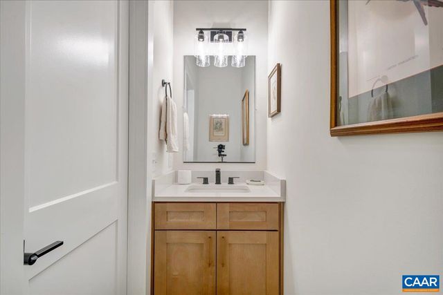510 CAMELLIA LN, Moneta, VA 24121