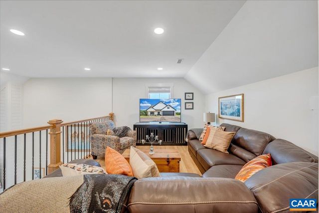 510 CAMELLIA LN, Moneta, VA 24121