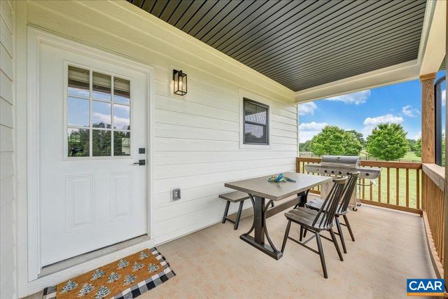 510 CAMELLIA LN, Moneta, VA 24121