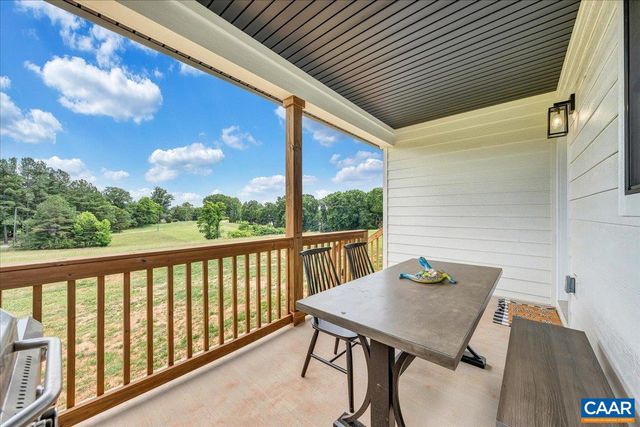 510 CAMELLIA LN, Moneta, VA 24121
