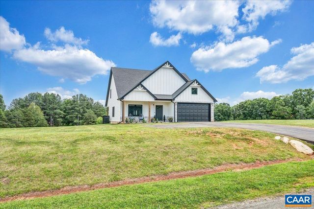510 CAMELLIA LN, Moneta, VA 24121