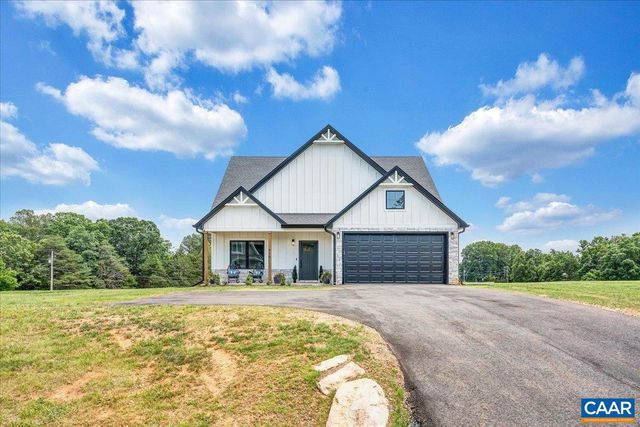 510 CAMELLIA LN, Moneta, VA 24121